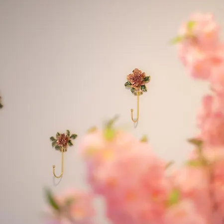 Signature - Flower Flair